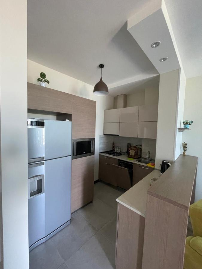 Апартаменты Maia's Sweet Home Батуми Экстерьер фото